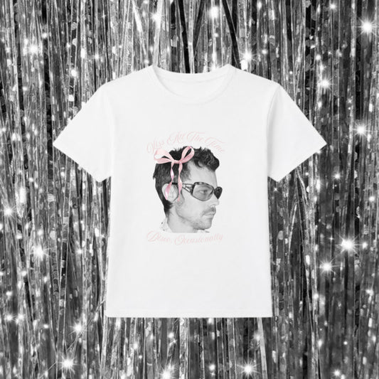 Girly kissco tee